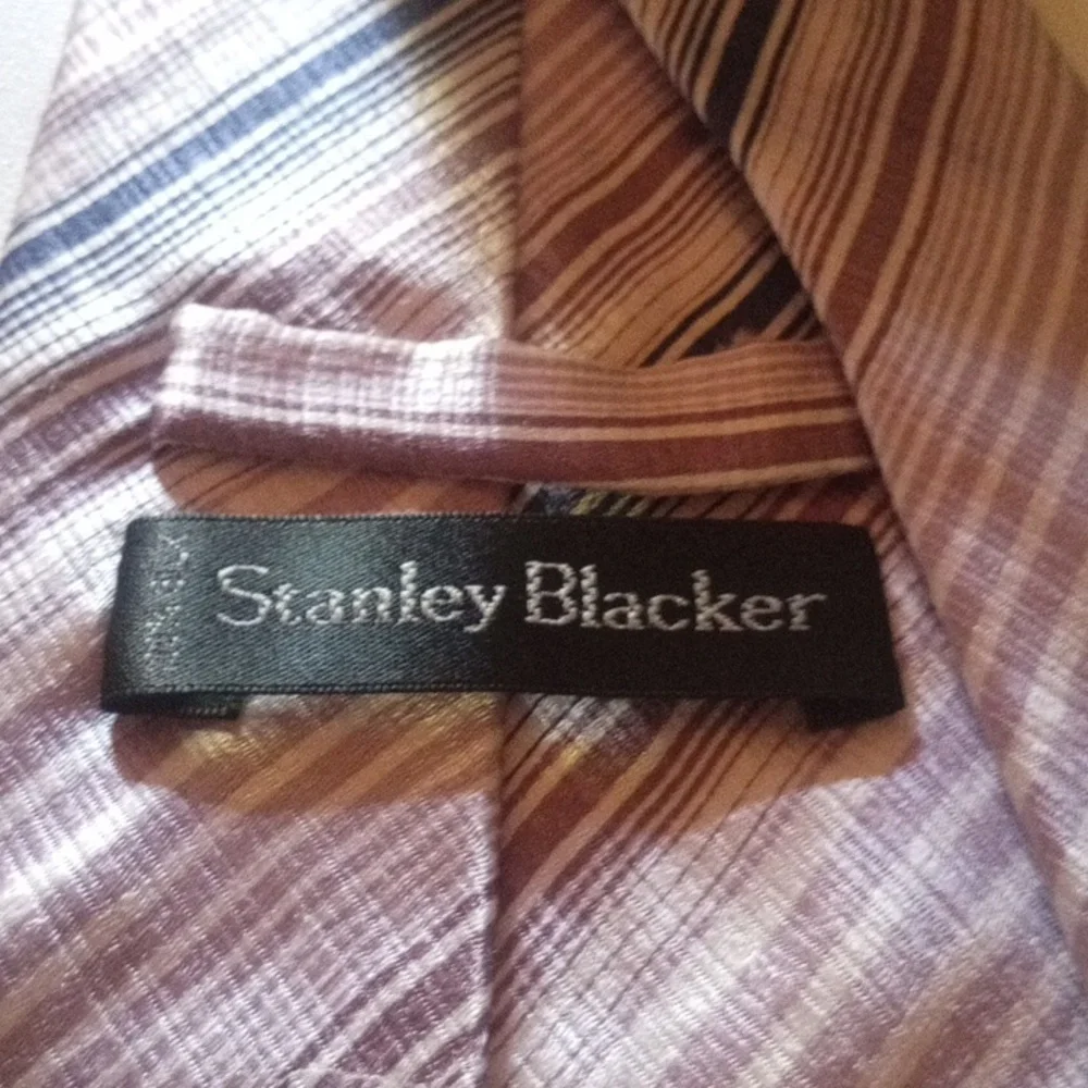 Stanley Blacker add touch